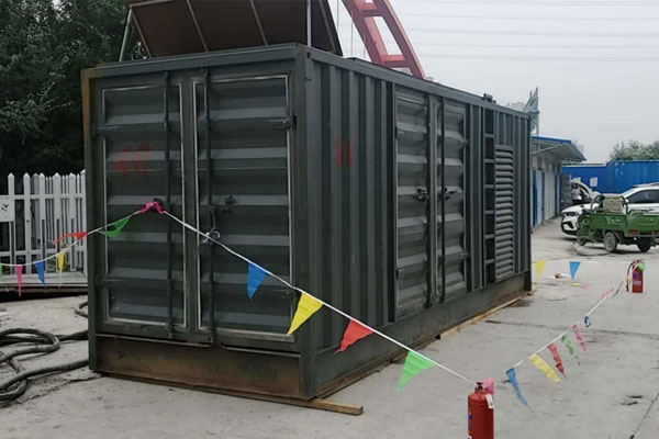 禄丰发电机租赁空气滤清器多久更换一次？